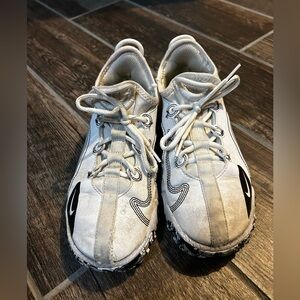 Boys Nike baseball turf shoes